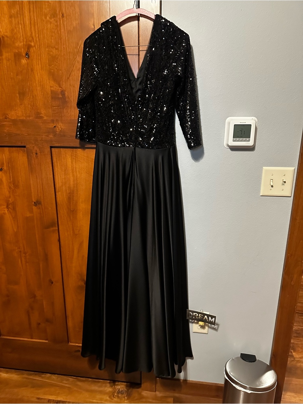 Black Sequin V-Neck Formal Gown / Mother of the Bride / Prom Dress